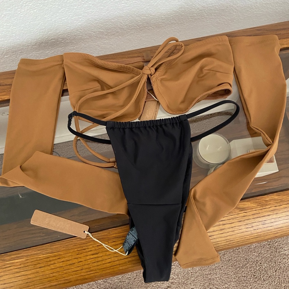 Skims Almond Caramel and Black Women's BNWT Bikini Swimsuit Set